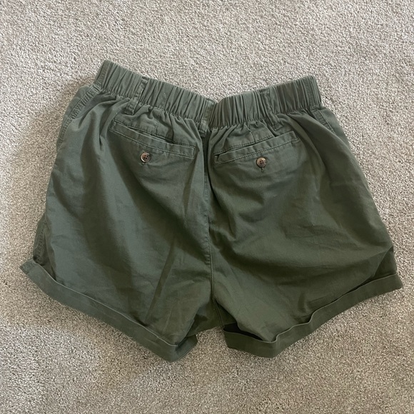 Chino shorts - Picture 2 of 3